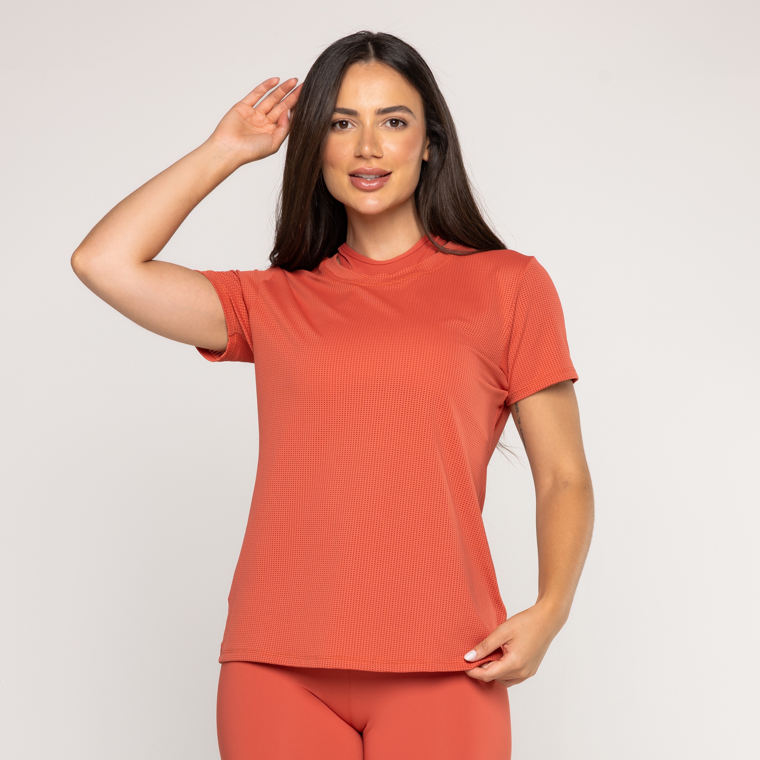 Blusa Básica Manga Curta Fresh