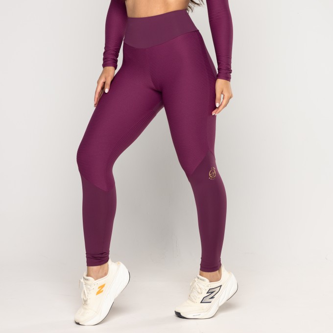 Legging Recortes Bumbum Canelado