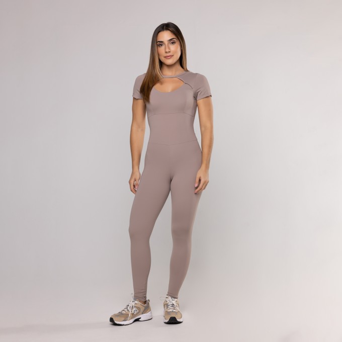 Macacão Bolero Decote Costas