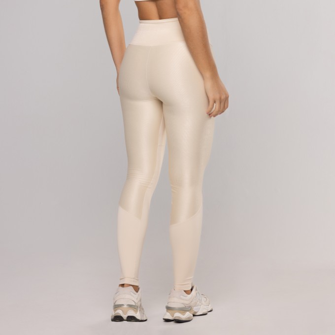 Legging Recortes Texturas Off White