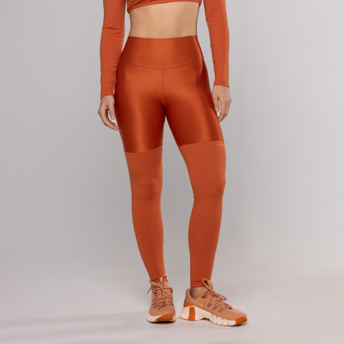 Legging Recorte Perna Logo