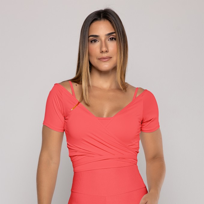 Blusa Transpassada Studio