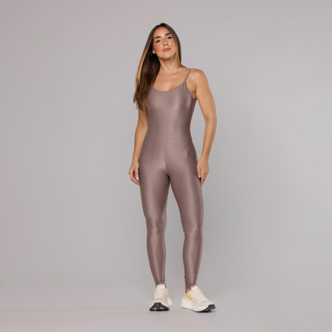 Macacão Alcinha Decote Costas Glow