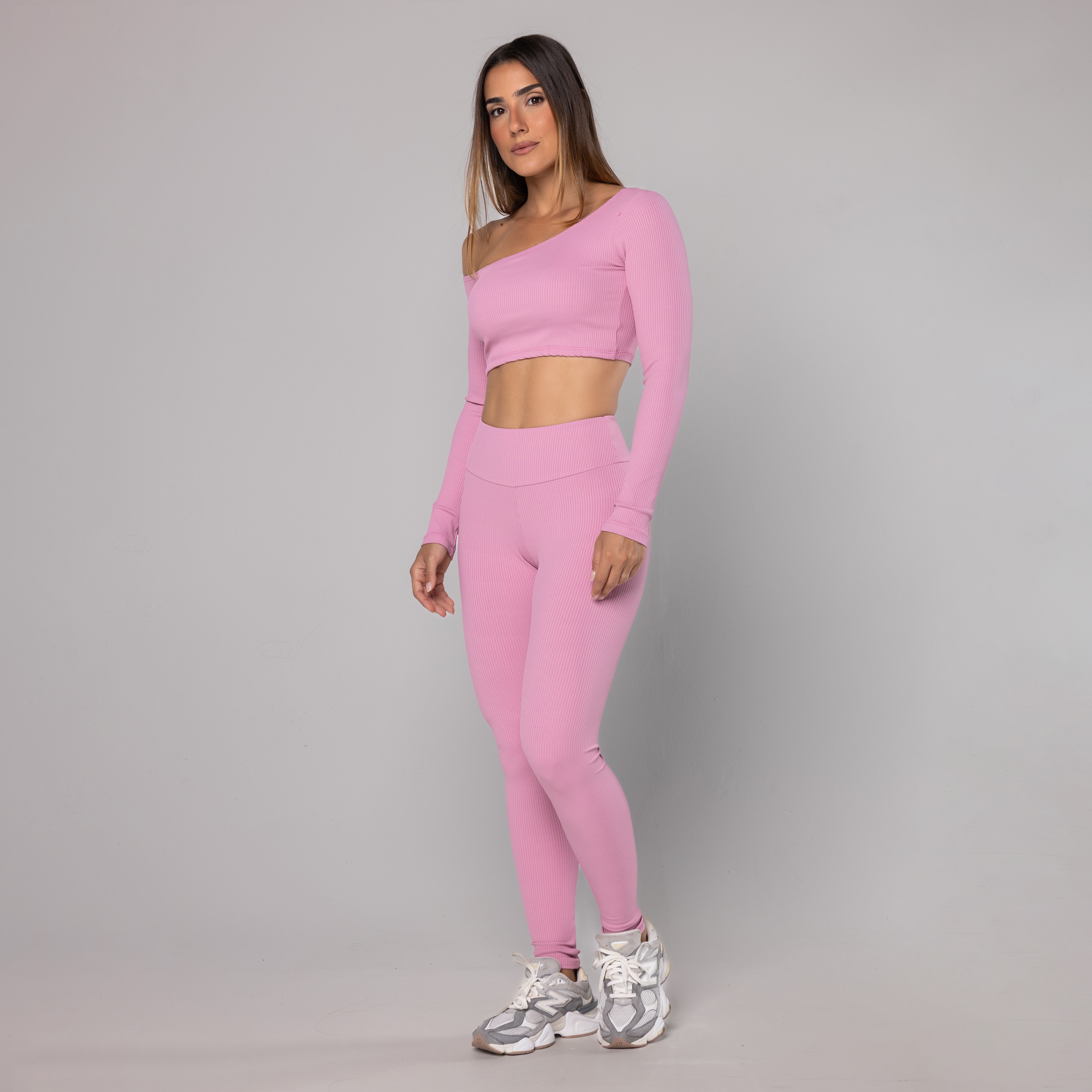 Blusa Assimétrica + Legging Rib